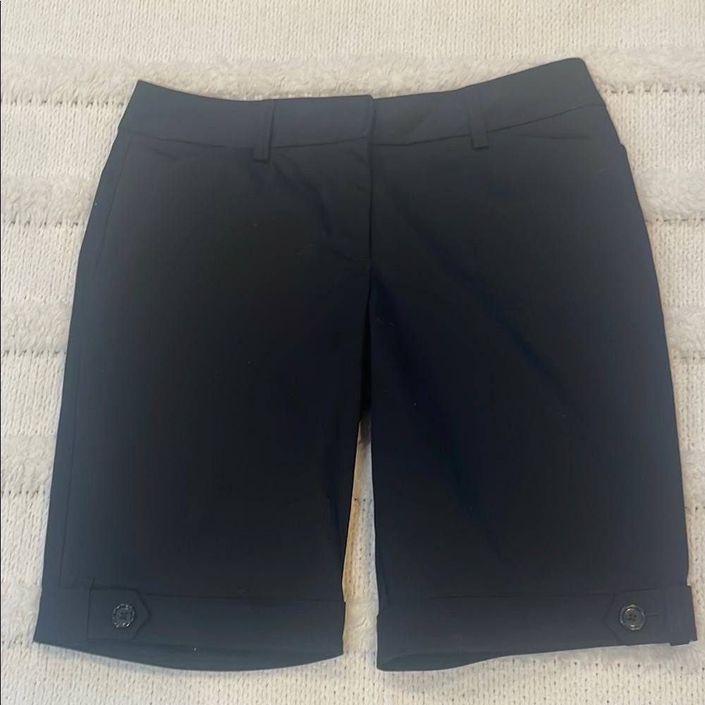 Ann Taylor Classic cotton stretch Bermuda black Shorts women’s size 6 nwts